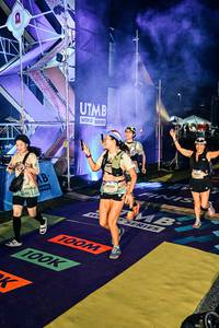 BIB: 
                            <button type="button" onclick="openModal(25251005)" class="btn btn-primary btn-sm float-right btn-popup" data-toggle="modal" data-target=".modal-high-quality">
                        <i class="fas fa-shopping-cart"></i> Add to Cart
                    </button>
                                            <button type="button" onclick="isThisMe(25251005, true)" class="btn btn-success btn-sm float-right btn-popup btn-isme hidden" data-toggle="tooltip" data-placement="bottom" title="นี่คือรูปของคุณใช่ไหม คลิกที่นี่เพื่อเอาเข้าอัลบั้ม">
                        <i class="fas fa-plus"></i> Add to album
                    </button>
                    <button type="button" onclick="isThisMe(25251005, false)" class="btn btn-warning btn-sm float-right btn-popup btn-isnotme hidden">
                        <i class="fas fa-ban"></i> Remove from album
                    </button>